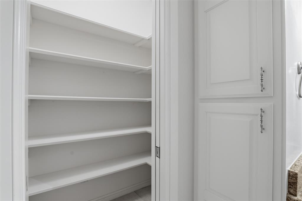 12508 Chateaux Road Property Photo 33