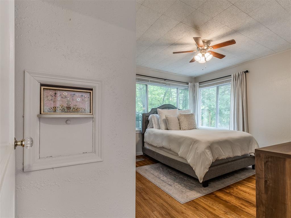 4613 N Hamilton Drive Property Photo 29