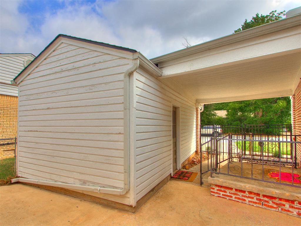 4613 N Hamilton Drive Property Photo 35