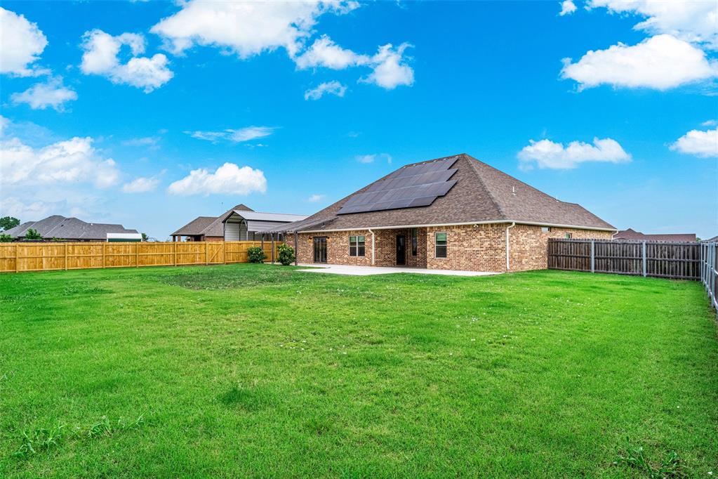 365 Nw Mountain Lake Crest Crest Property Photo 6