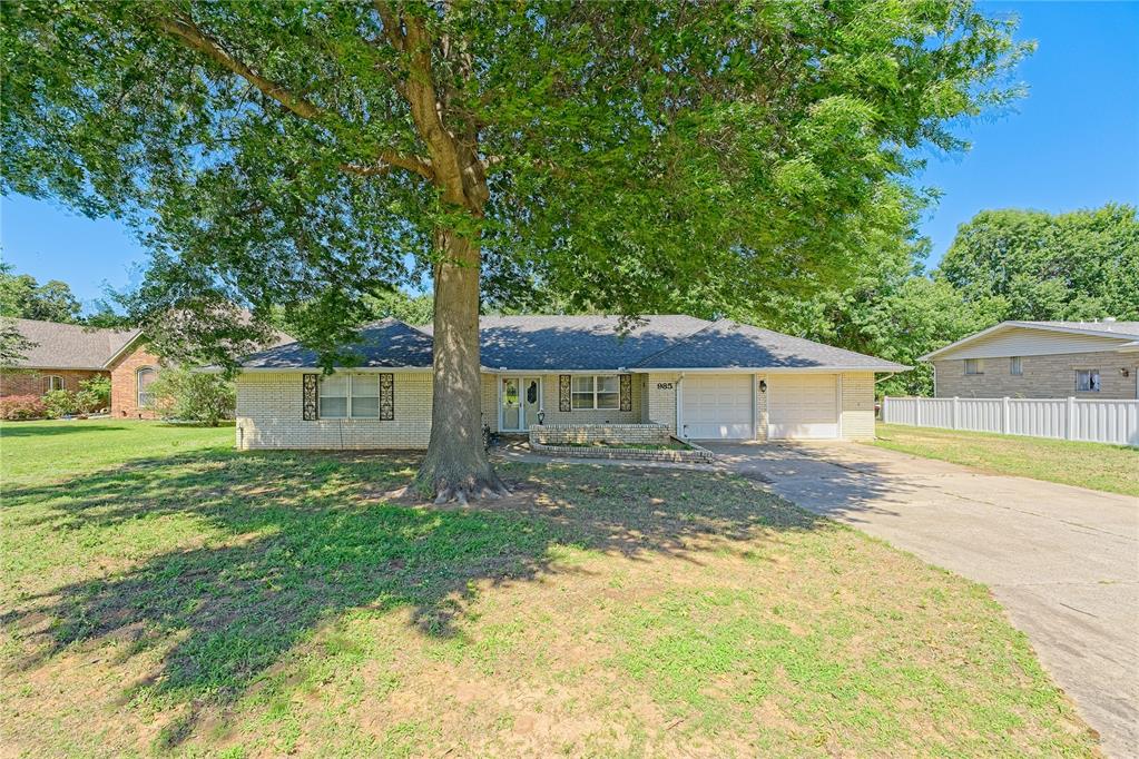 985 N Hampton Road Property Photo 1