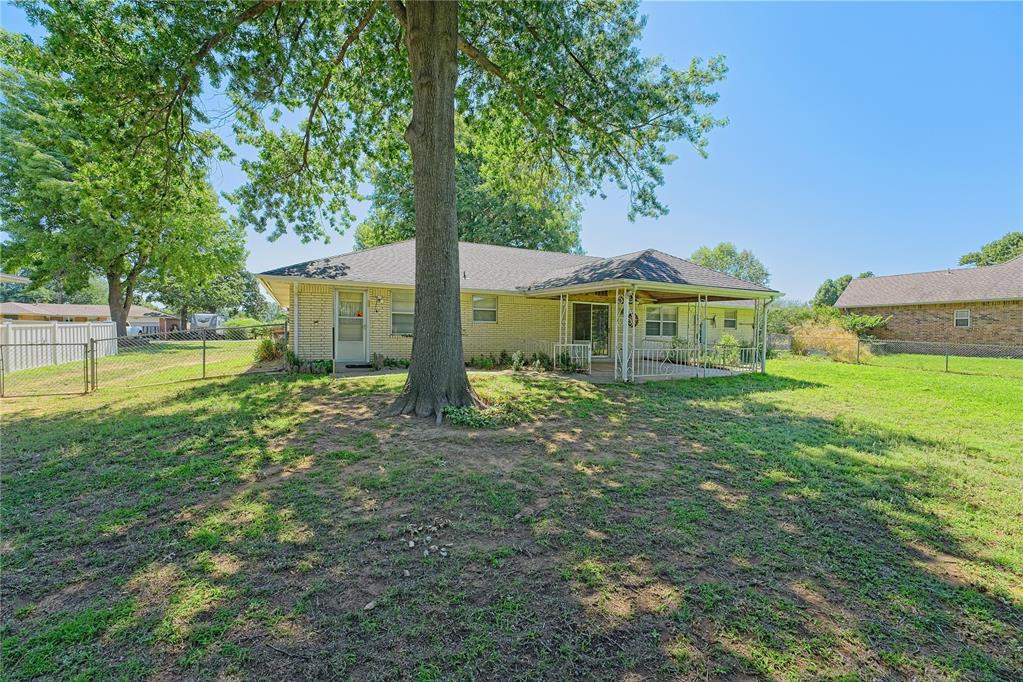 985 N Hampton Road Property Photo 6
