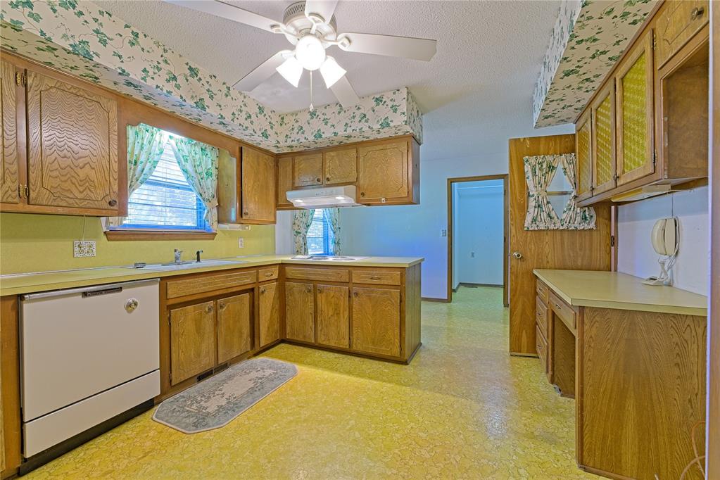 985 N Hampton Road Property Photo 18