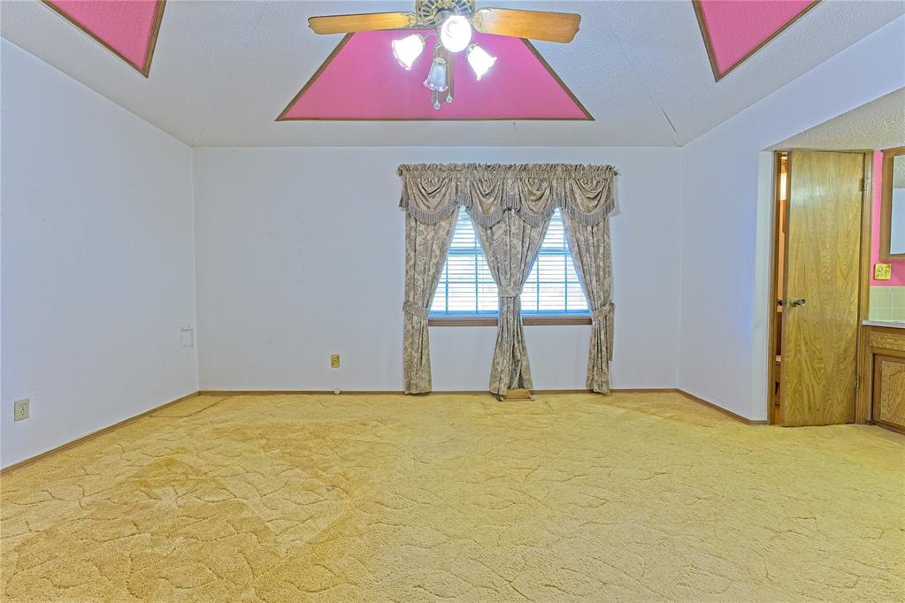 985 N Hampton Road Property Photo 23
