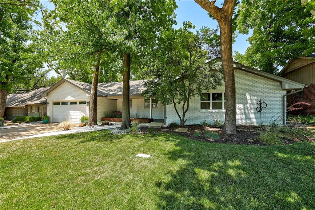 2105 Nw 59th Place Property Photo 2