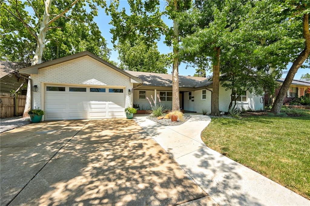 2105 Nw 59th Place Property Photo 3
