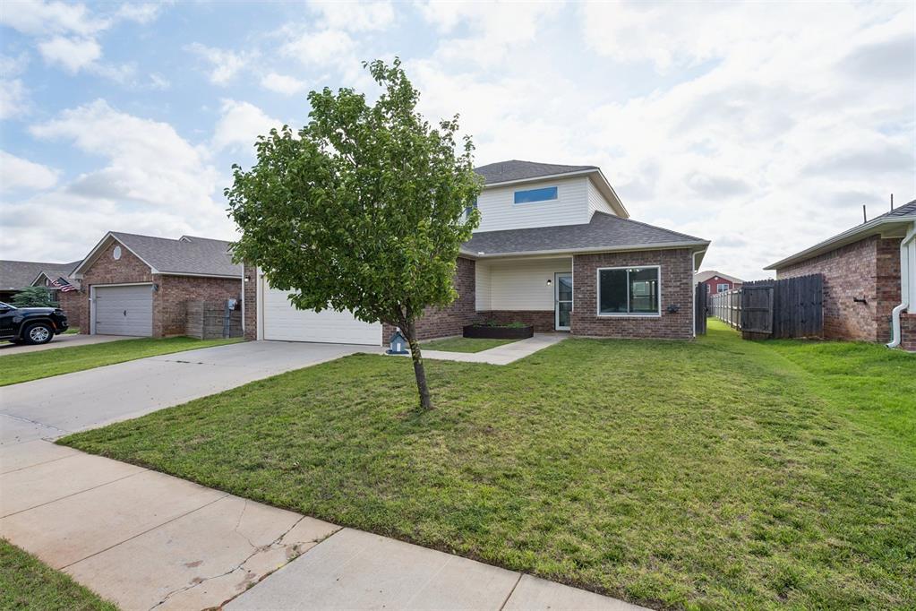 2812 Sunberry Way Property Photo 2