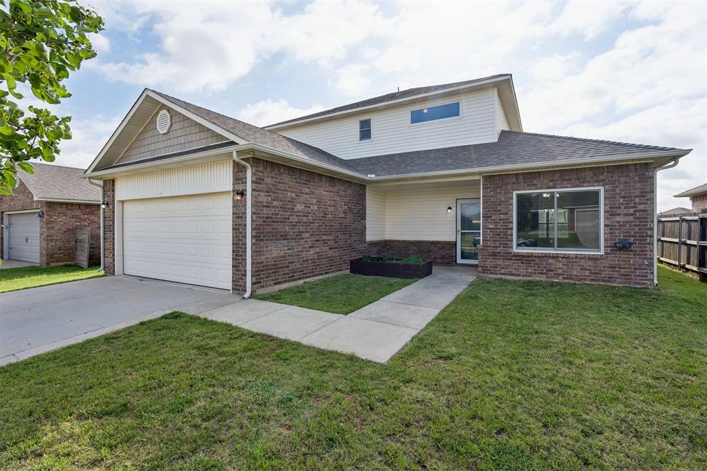 2812 Sunberry Way Property Photo 3