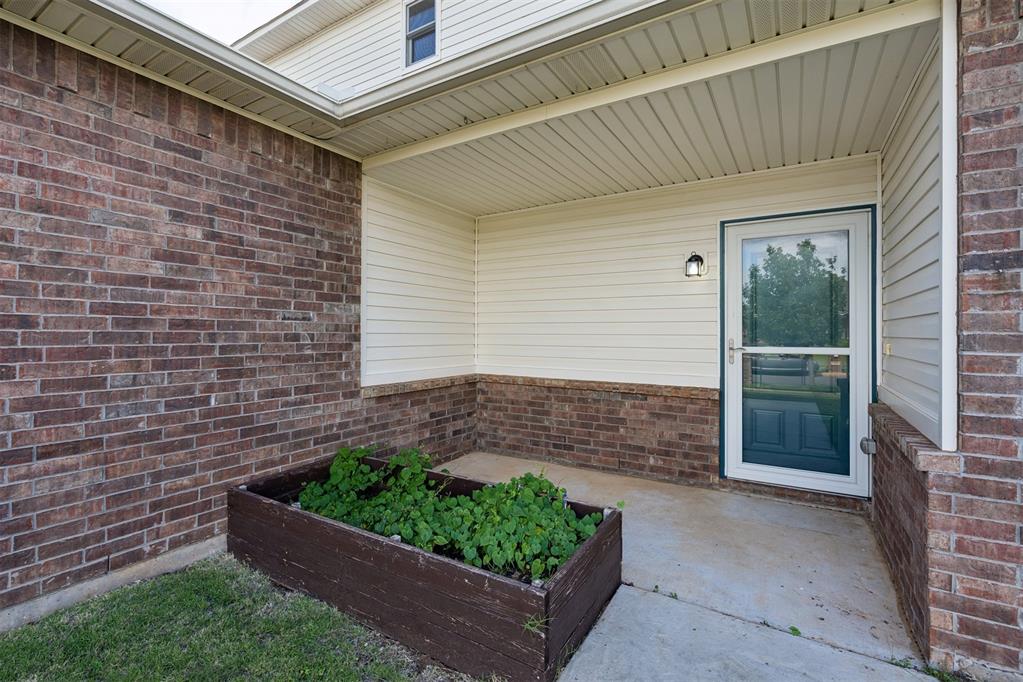 2812 Sunberry Way Property Photo 5