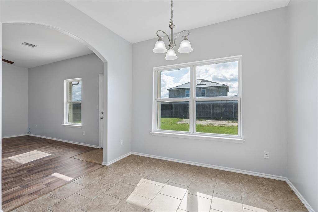 2812 Sunberry Way Property Photo 12