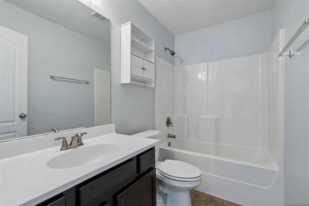 2812 Sunberry Way Property Photo 31
