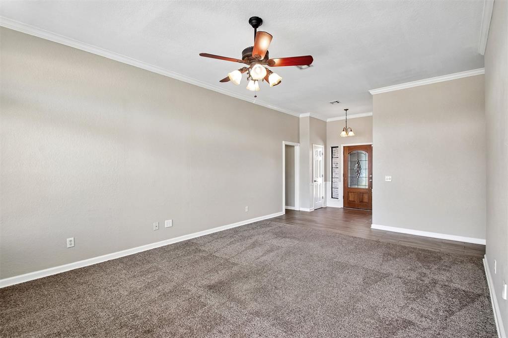 316 Se 33rd Street Property Photo 6