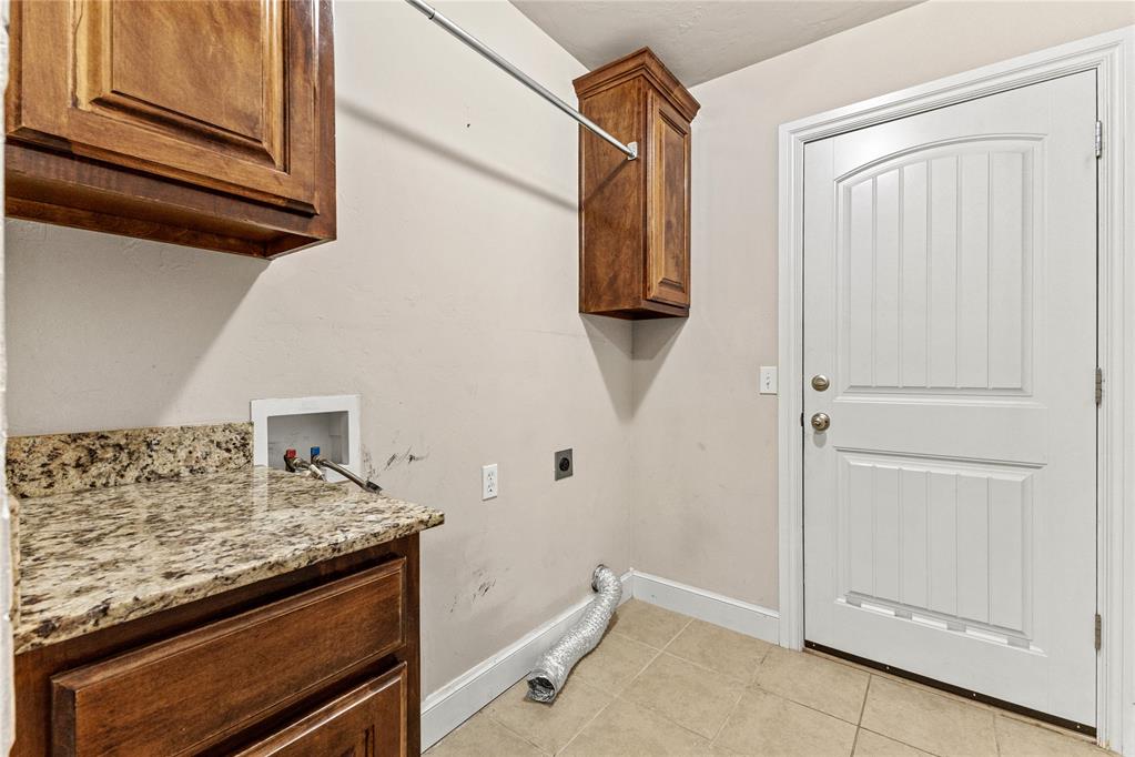 2209 Stratta Drive Property Photo 15