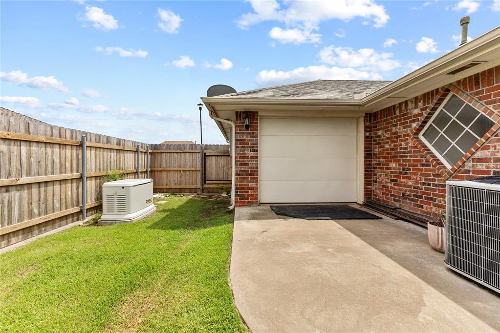 2209 Stratta Drive Property Photo 34