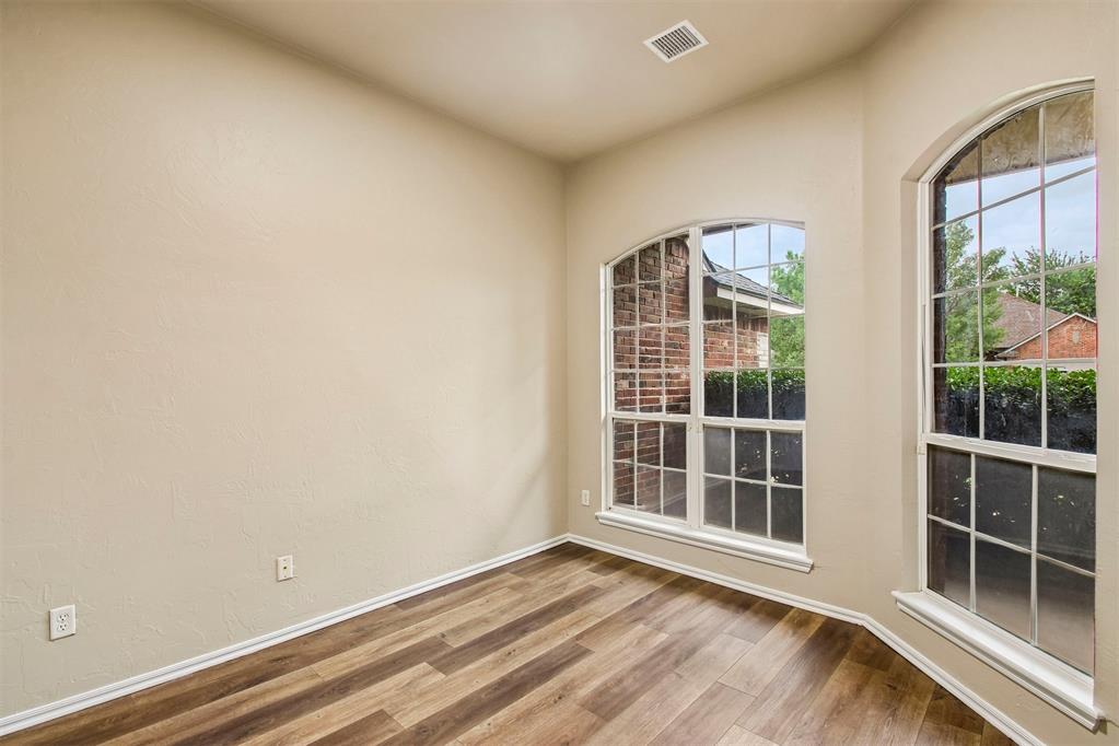 300 Ridge Lake Boulevard Property Photo 18