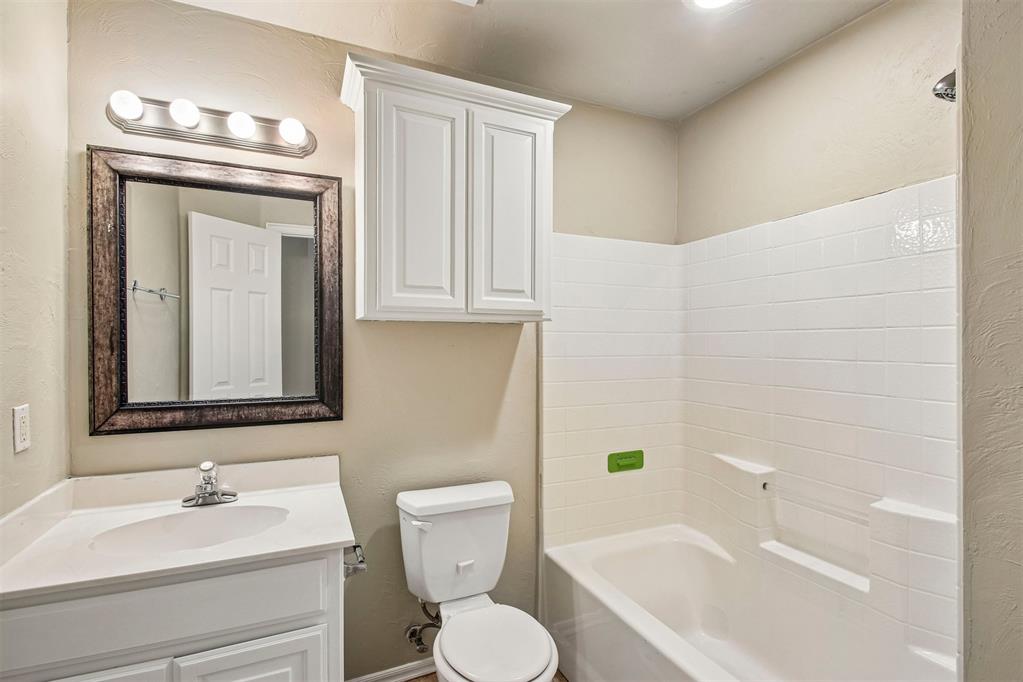 300 Ridge Lake Boulevard Property Photo 22