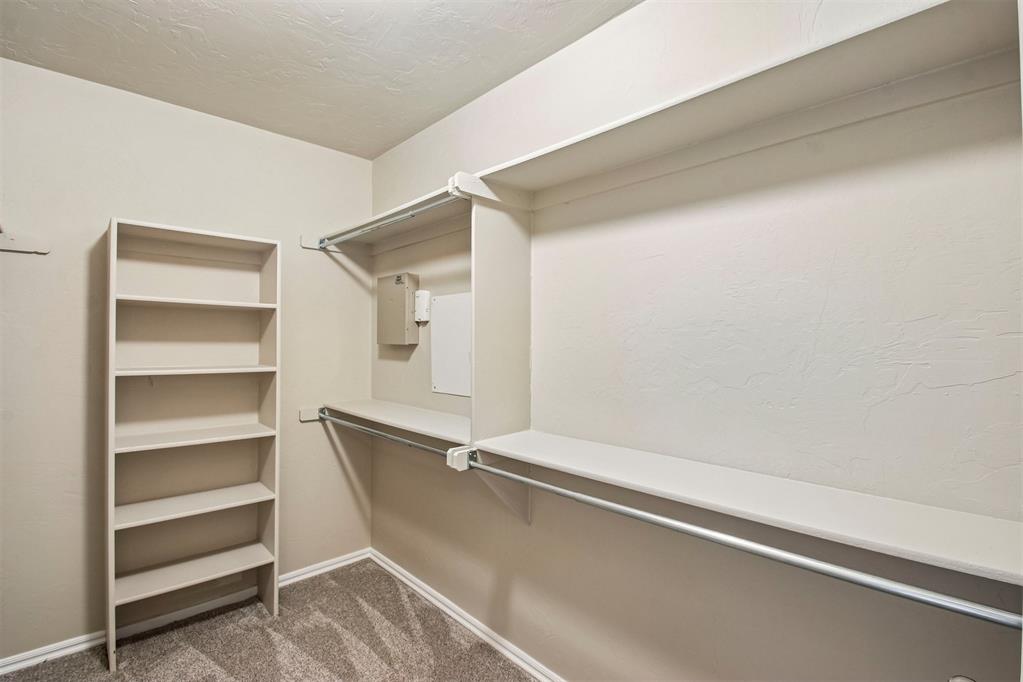 300 Ridge Lake Boulevard Property Photo 32