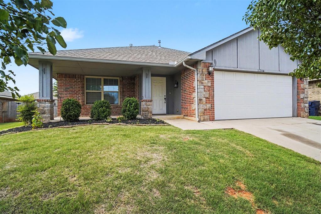 11304 Nw 99th Street Property Photo 1