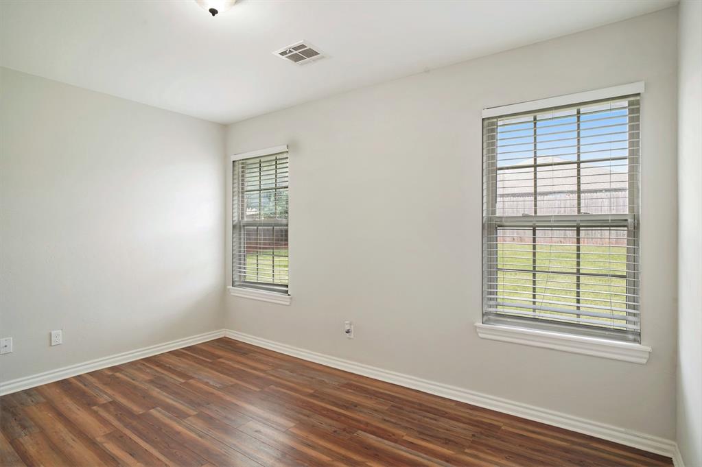 11304 Nw 99th Street Property Photo 10