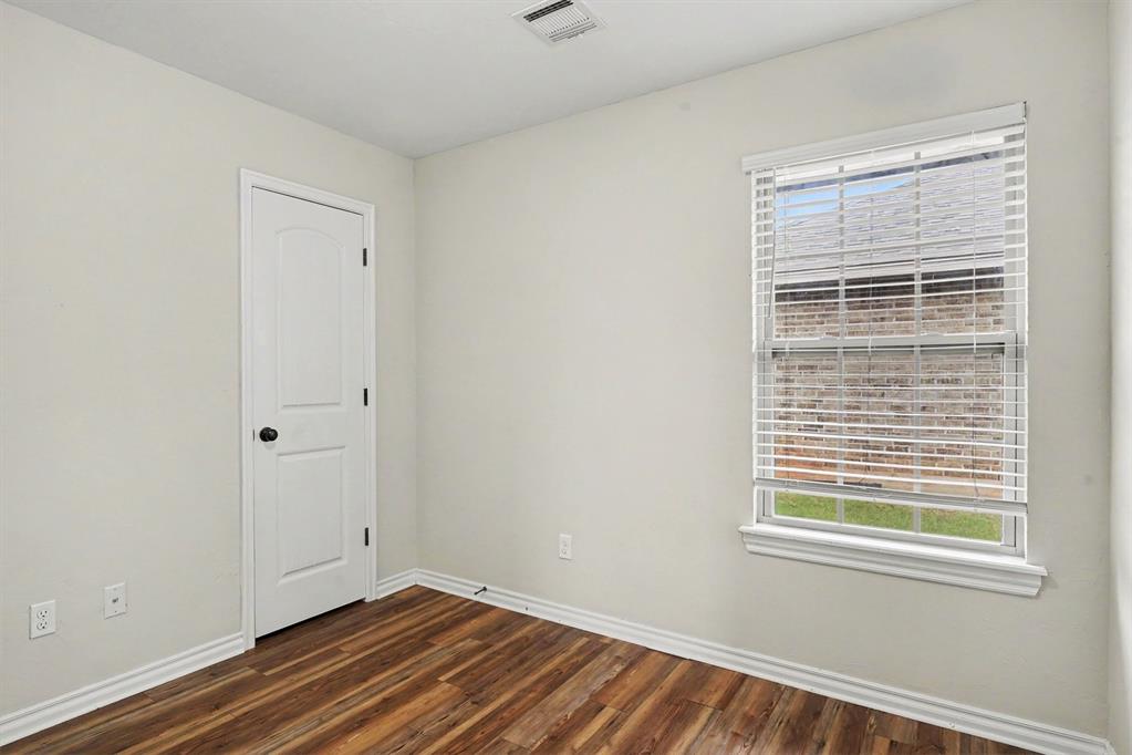 11304 Nw 99th Street Property Photo 13