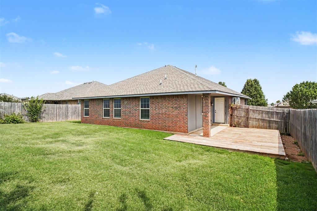 11304 Nw 99th Street Property Photo 18