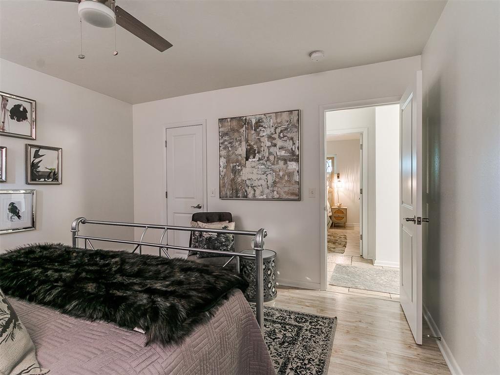 1618 Greenbriar Drive Property Photo 34