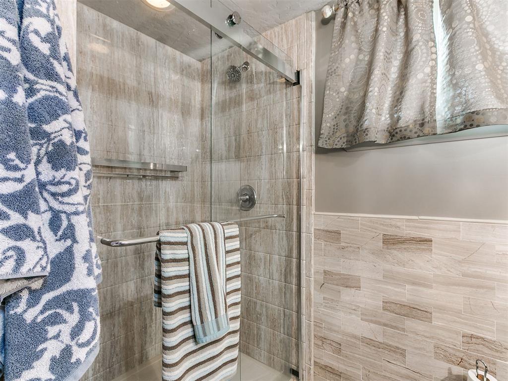 1618 Greenbriar Drive Property Photo 41