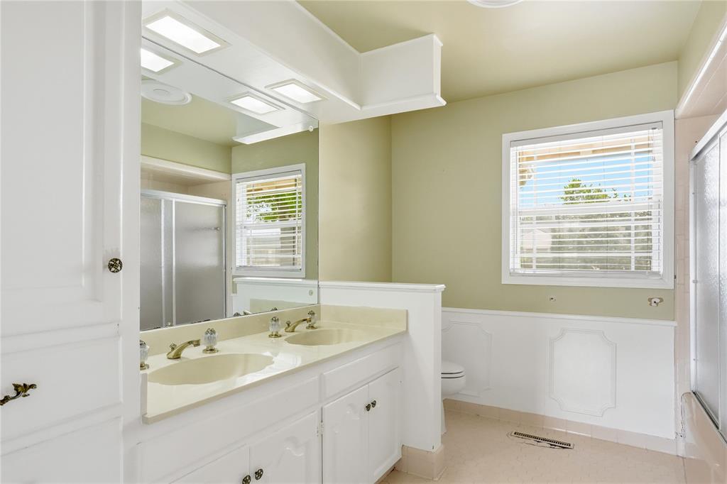 1309 Westchester Drive Property Photo 16