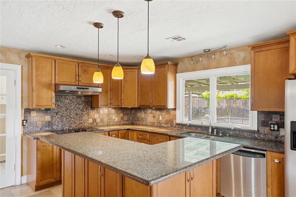 1309 Westchester Drive Property Photo 27