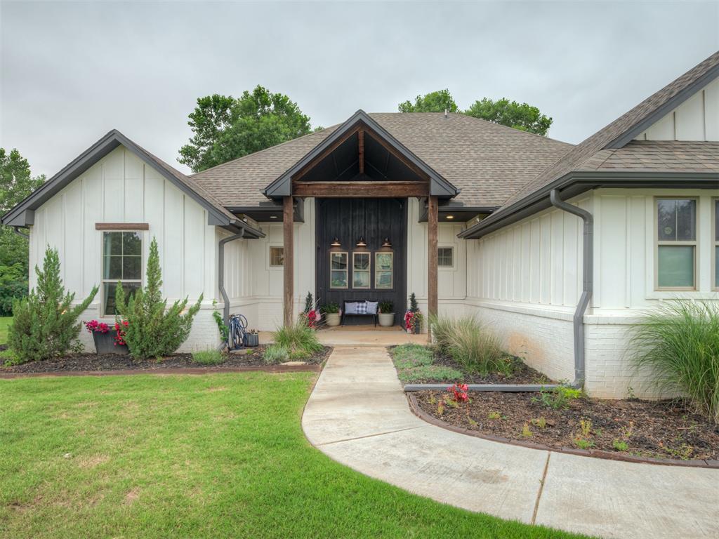 3925 Wyatt Ridge Court Property Photo 9