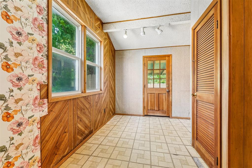 4001 Thomas Avenue Property Photo 5