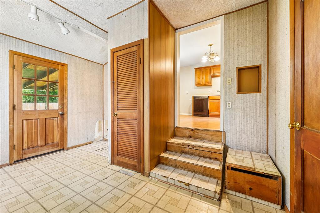 4001 Thomas Avenue Property Photo 6