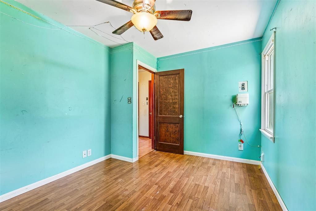4001 Thomas Avenue Property Photo 15