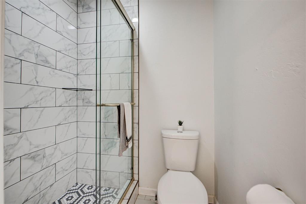 602 E Rickenbacker Drive Property Photo 19