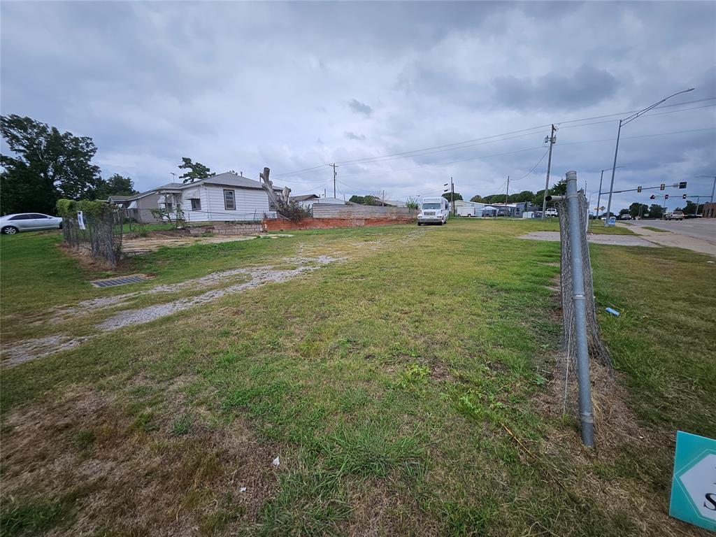 212 N Monroe Avenue Property Photo 4