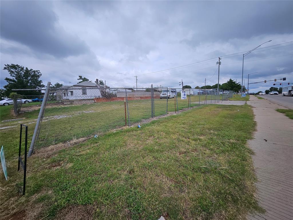 212 N Monroe Avenue Property Photo 7