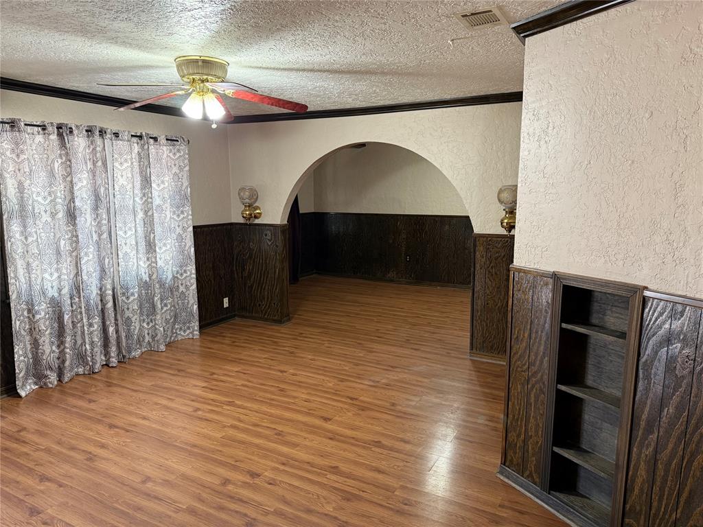 1233522 Property Photo 2