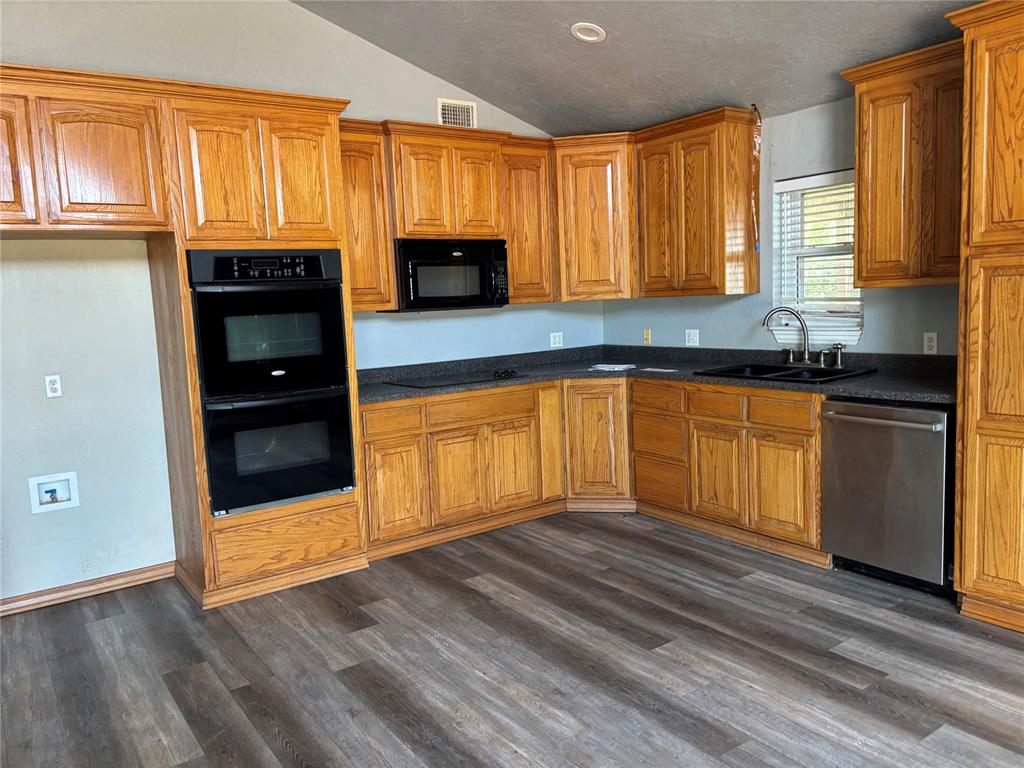15031 County Road 1130 Road Property Photo 8