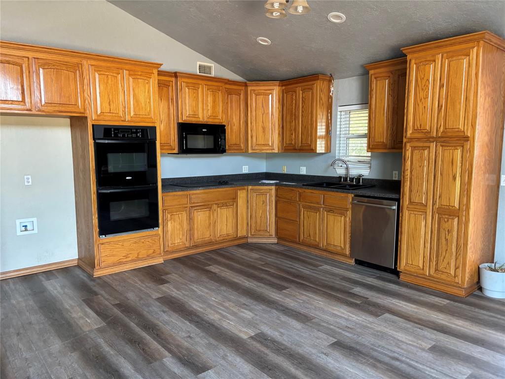 15031 County Road 1130 Road Property Photo 9