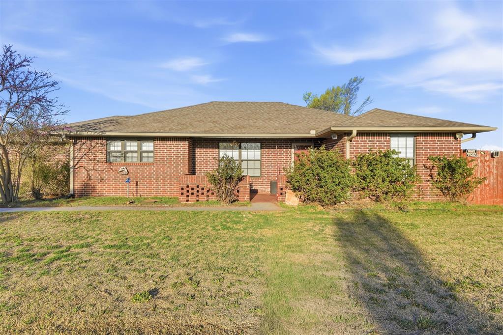 8717 Us Highway 183 Property Photo 1