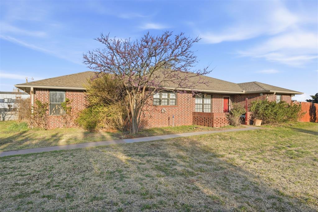 8717 Us Highway 183 Property Photo 5