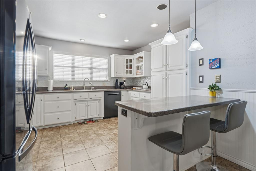 8717 Us Highway 183 Property Photo 17