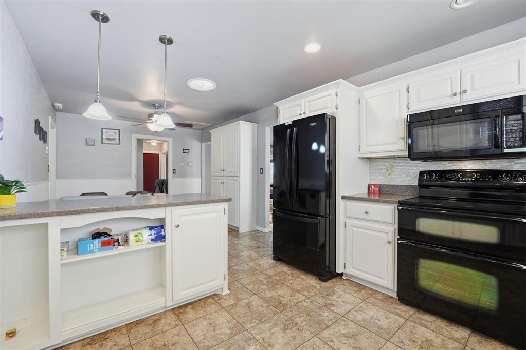 8717 Us Highway 183 Property Photo 20