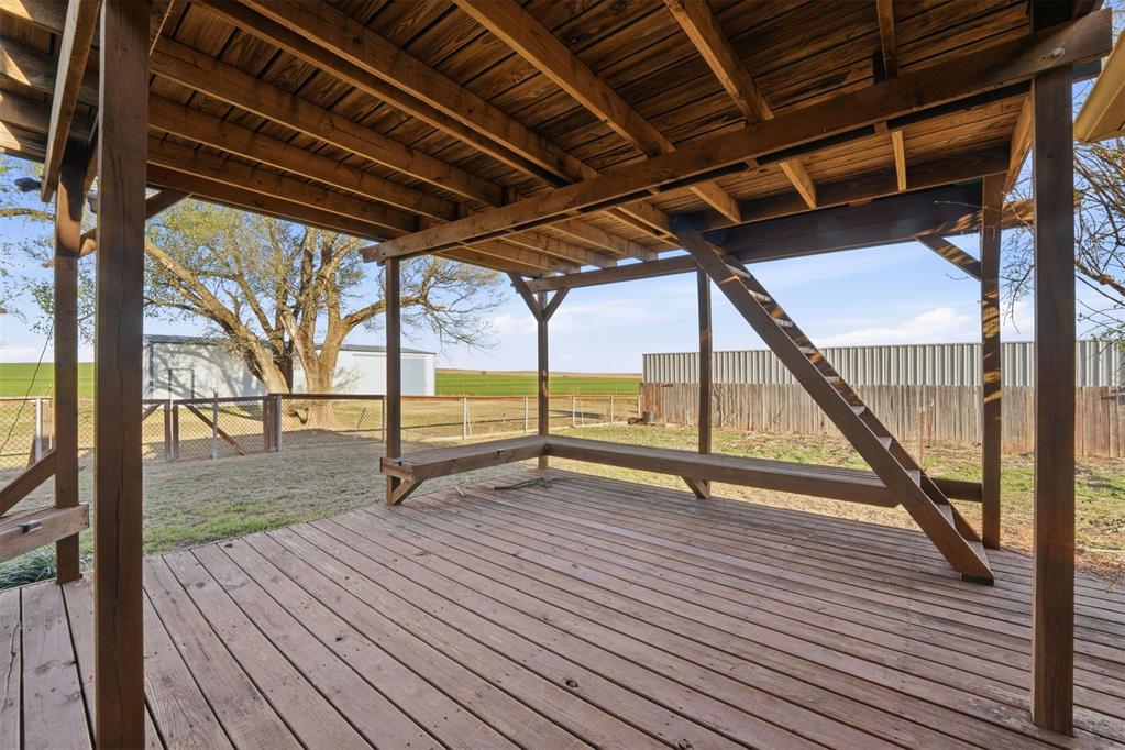 8717 Us Highway 183 Property Photo 40