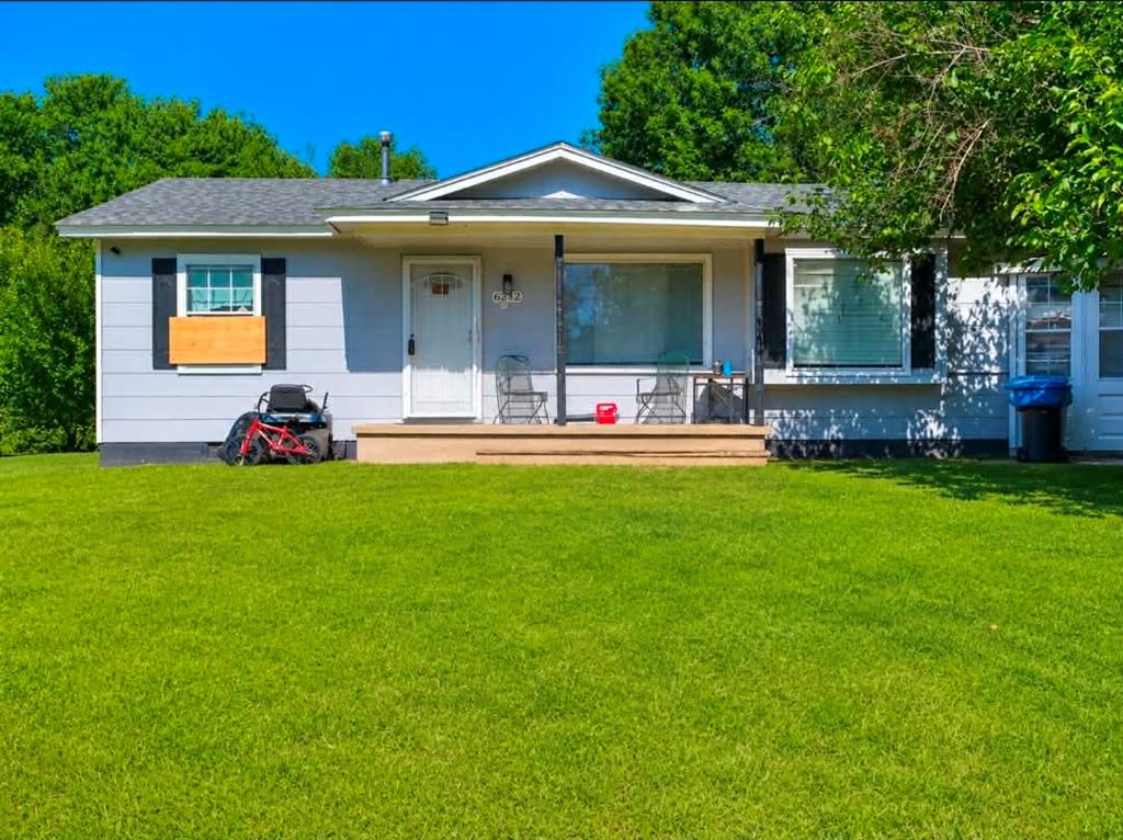 6242 N Cheyenne Avenue Property Photo 1