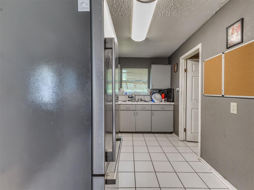 6242 N Cheyenne Avenue Property Photo 7