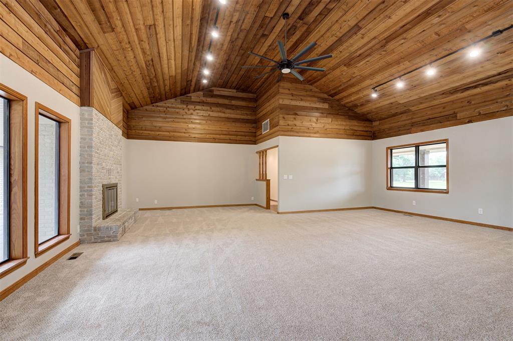 1839 E Pleasantview Lane Property Photo 12