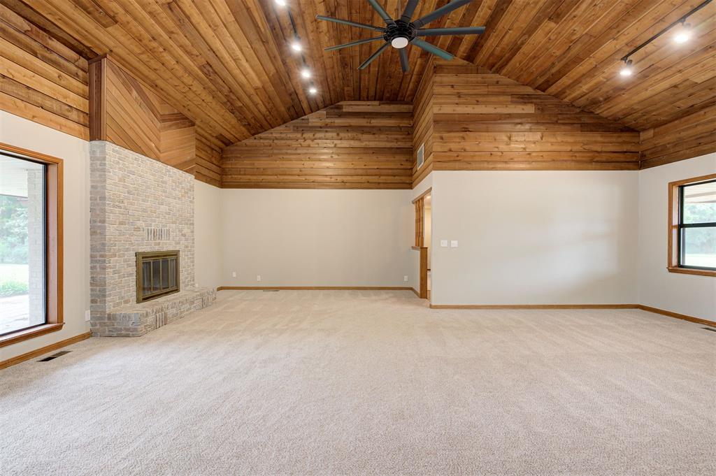 1839 E Pleasantview Lane Property Photo 13