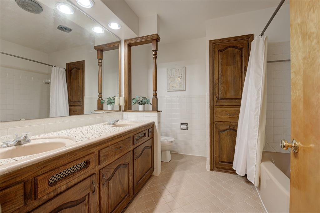 1839 E Pleasantview Lane Property Photo 15