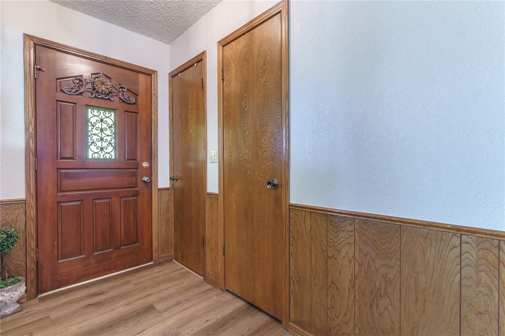204 N Main Avenue Property Photo 21